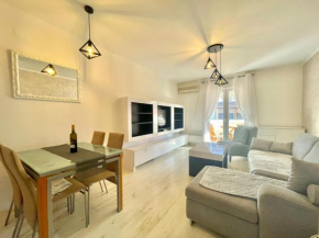 Family One bedroom apartment with Garden view